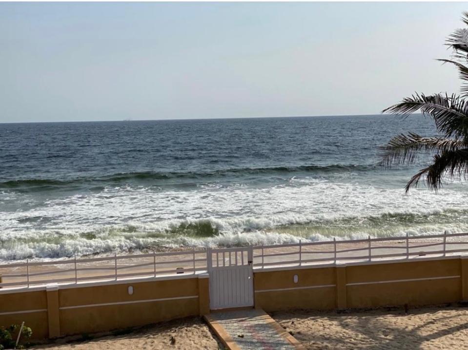 Oceanfront Wavecrest Hotel Lekki Bagian luar foto
